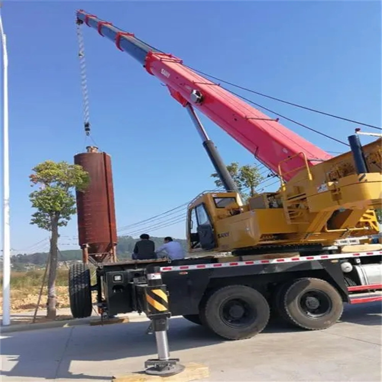 威远专业吊车租赁多少钱