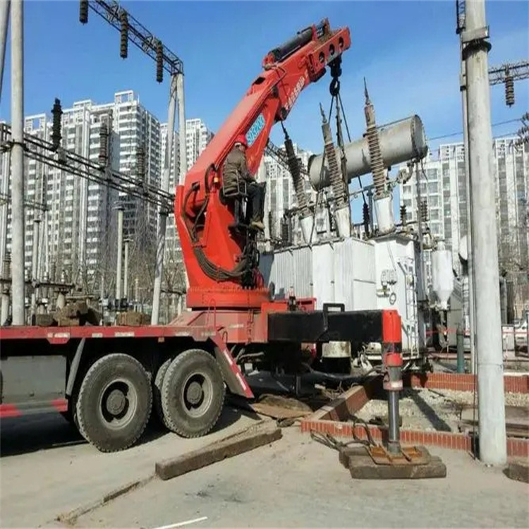 威远就近吊车出租|工地厂房吊装设备租赁|24小时高效响应