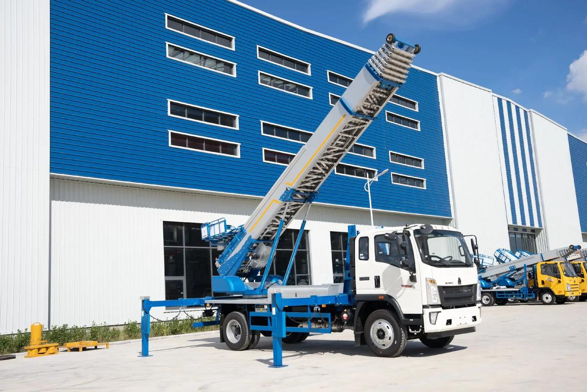 威远小型云梯车上料车租赁多少钱